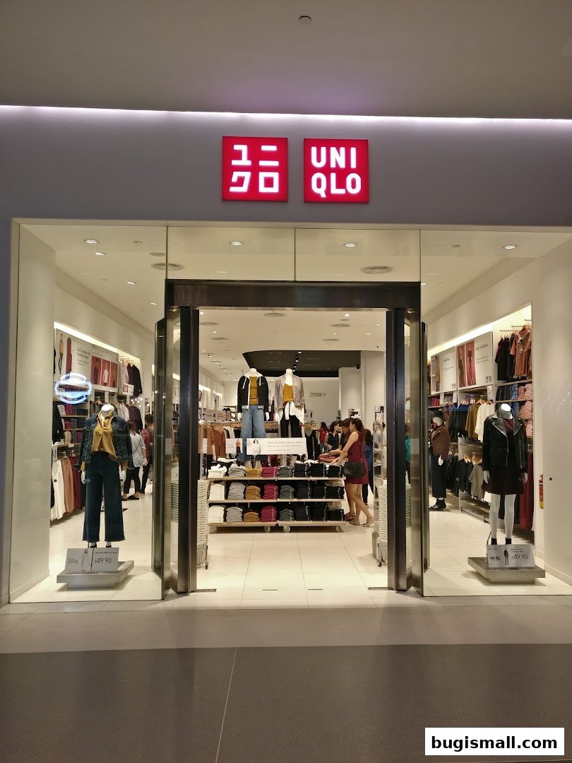 UNIQLO: Stylish Apparel for Everyone