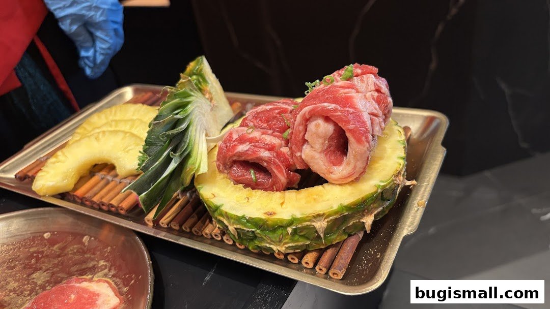 Xita Lao Tai Tai: Premium Beef & Pineapple Presentation